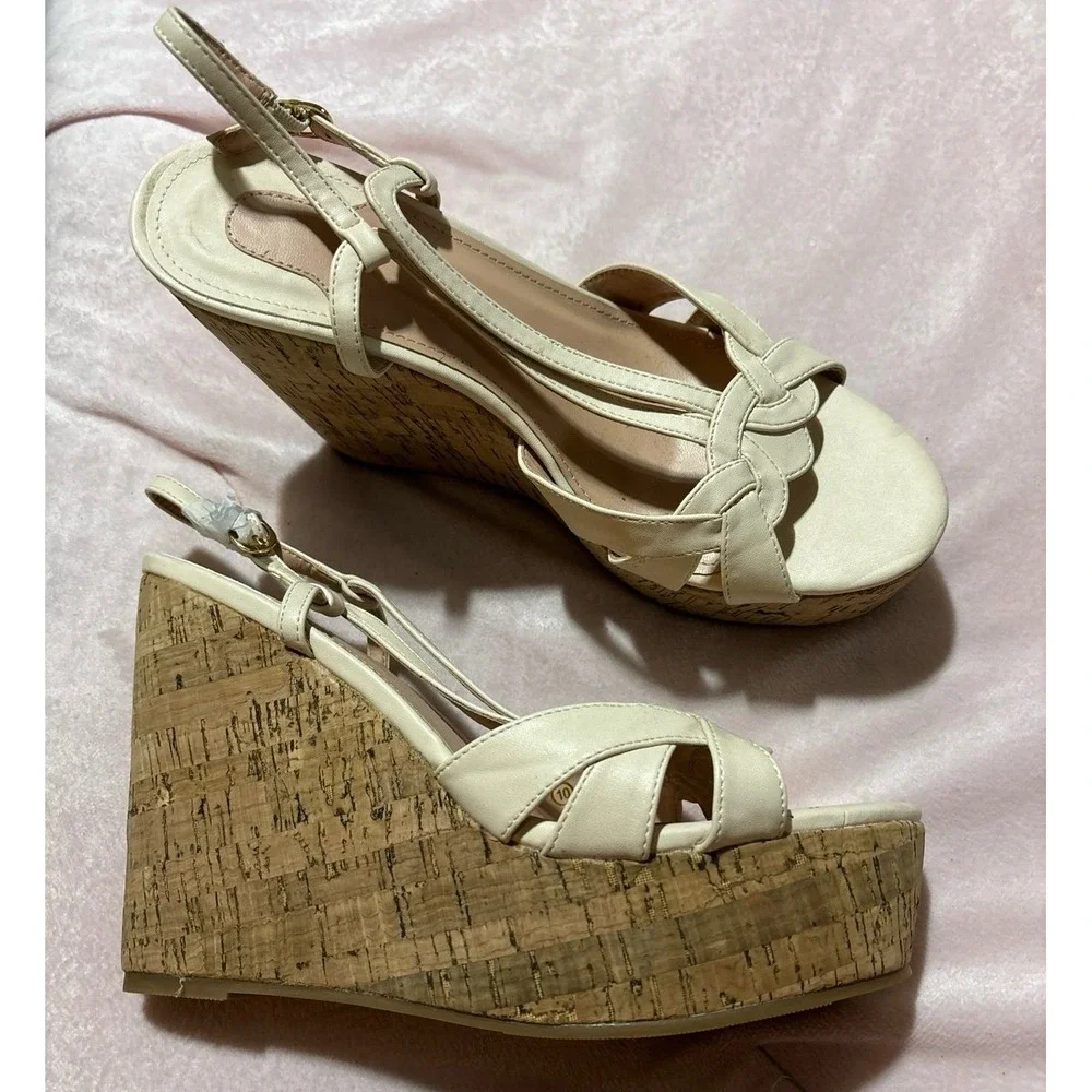 NEW Women's Beige Platform Wedge Open Toe Sandals, Size 10